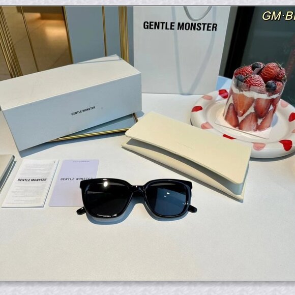 Gentle Monster BILLY Black Sunglasses main image 5